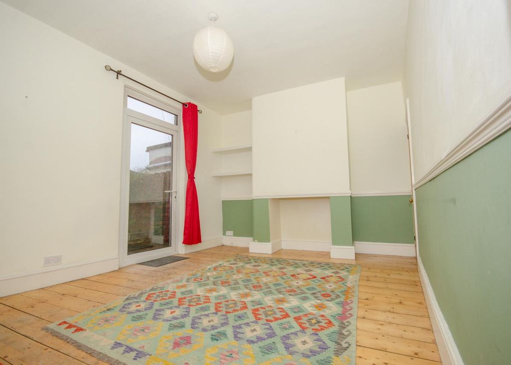 Property photo 3 of 21 House 2-20.Jpg