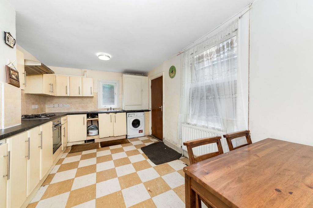 Property photo 3 of 15 Picture No. 03
