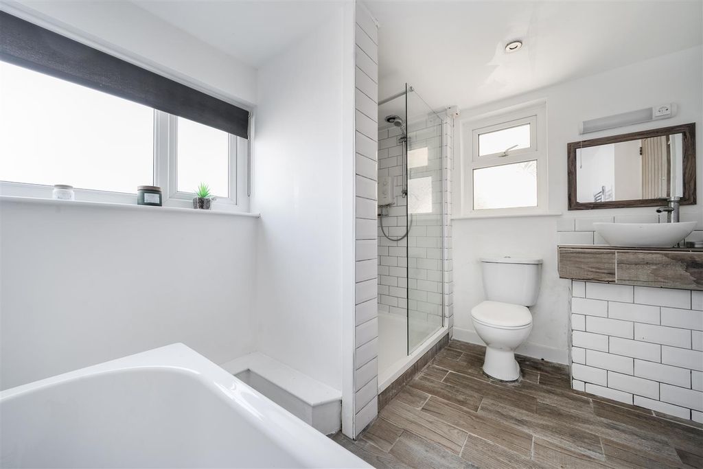 Additional image 16 of 6 bed detached house for saleBohelland Rise, Penryn TR10