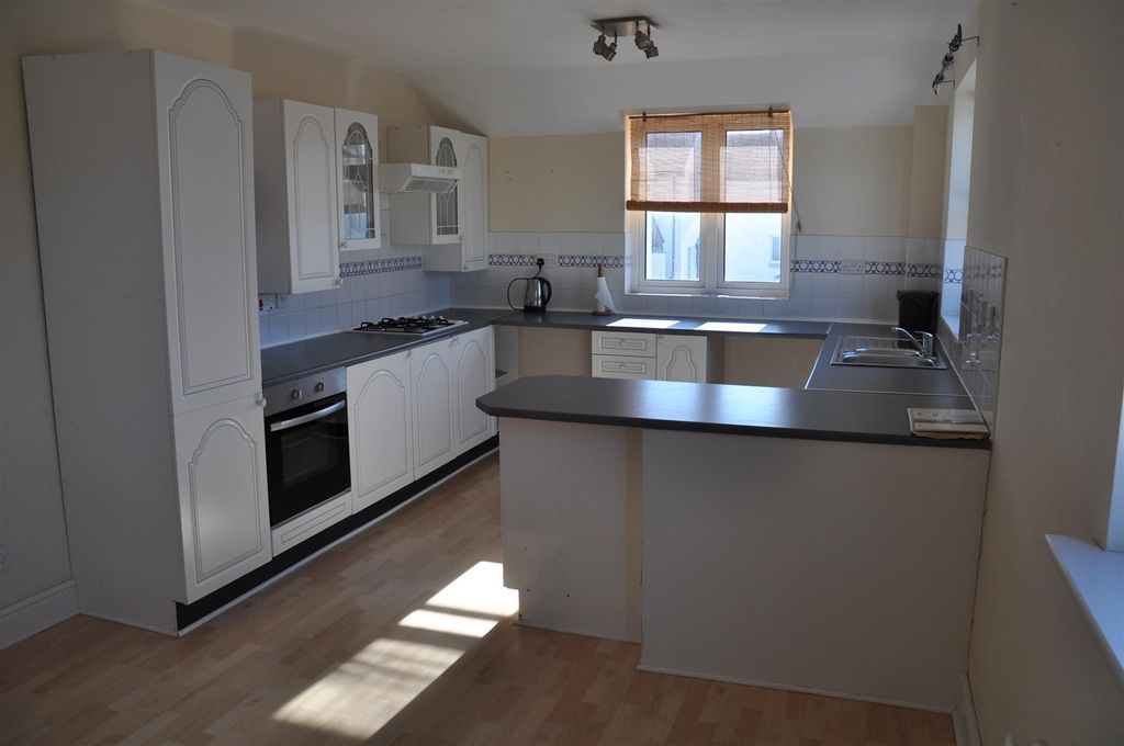 Property photo 3 of 15 Image