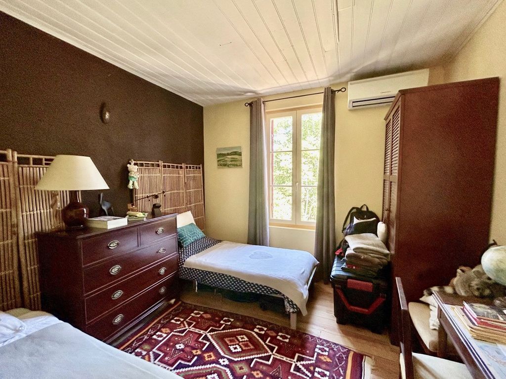 Property photo 3 of 31