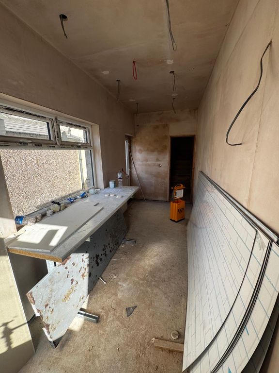 Property photo 3 of 15 2ee5630B-58B8-40A3-9E30-0B4B503E7d54