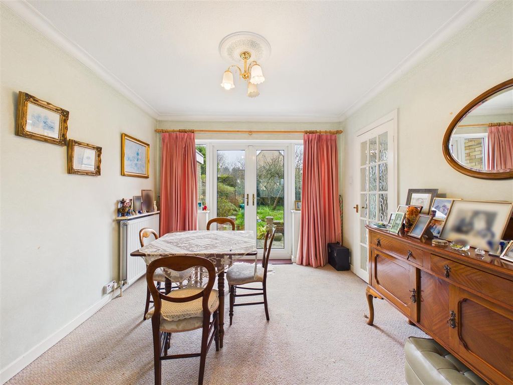 Property photo 3 of 13 Cam05193G0-Pr0126-Still015.Jpg