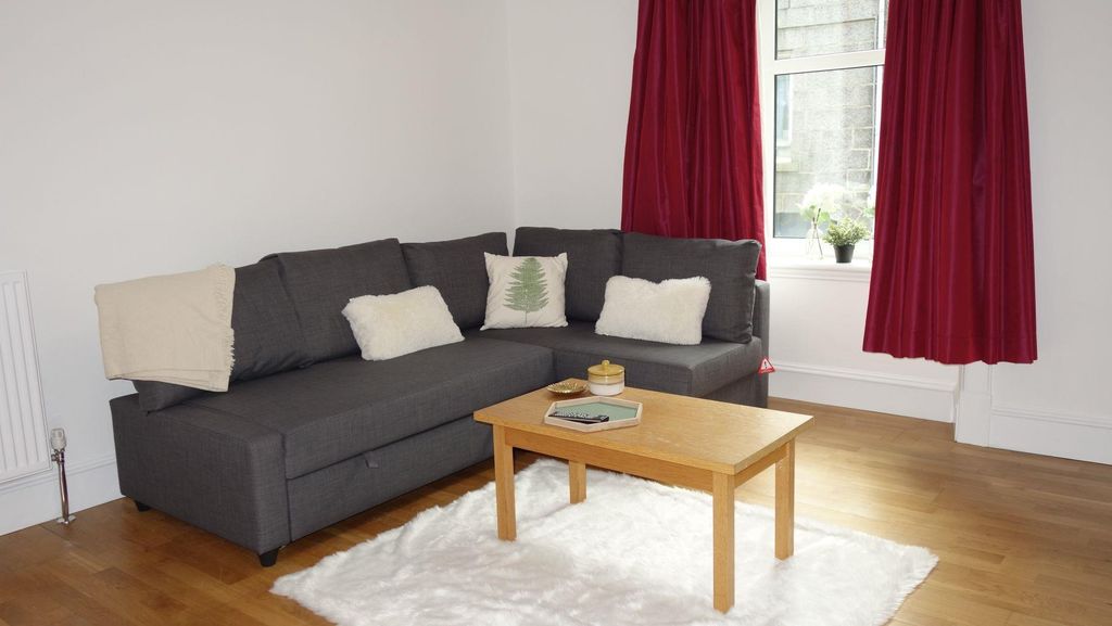 Property photo 3 of 5