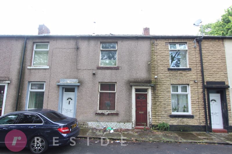 Property photo 1 of 8 House