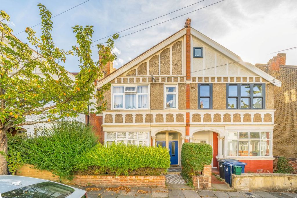 Property photo 1 of 5