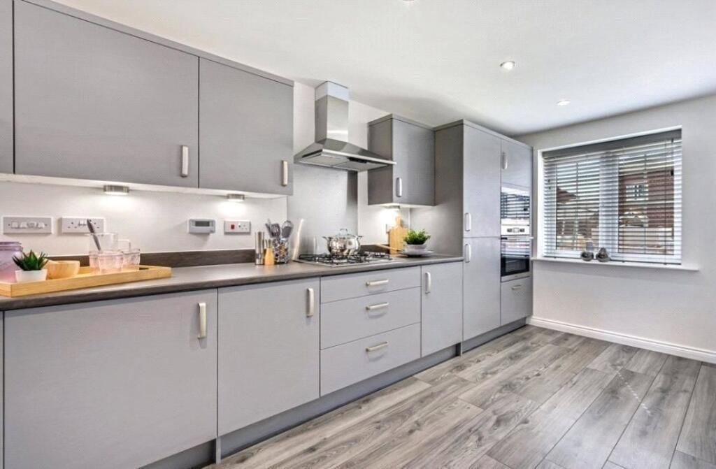 Property photo 2 of 7 Picture No. 10