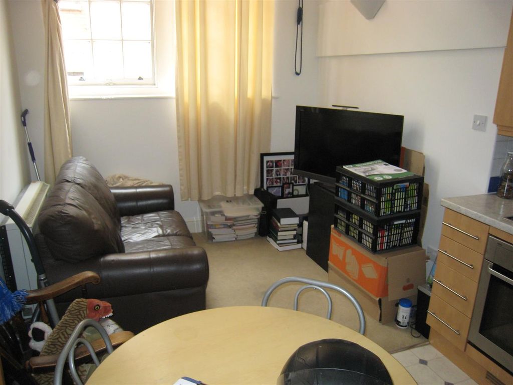 Property photo 3 of 4