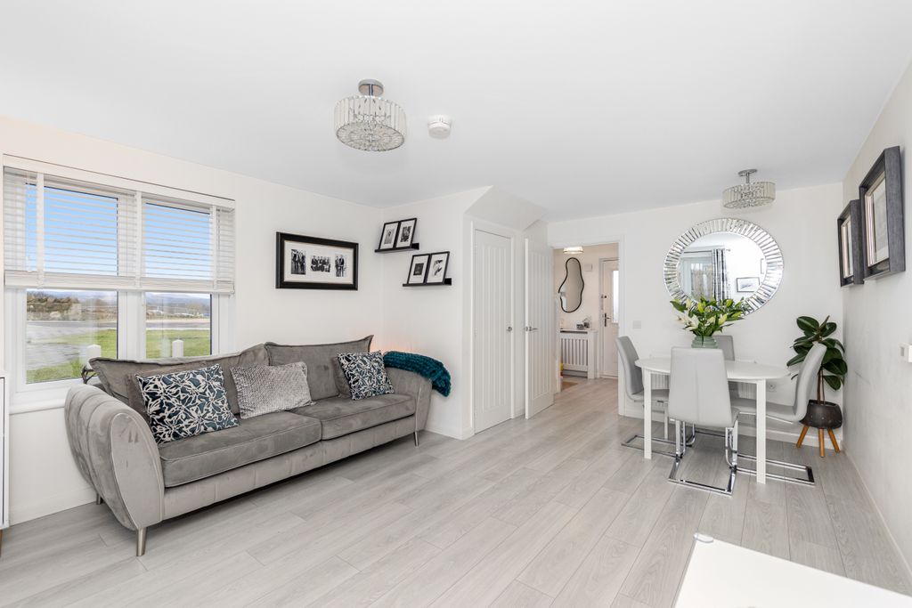 Property photo 3 of 22 Property Image 3