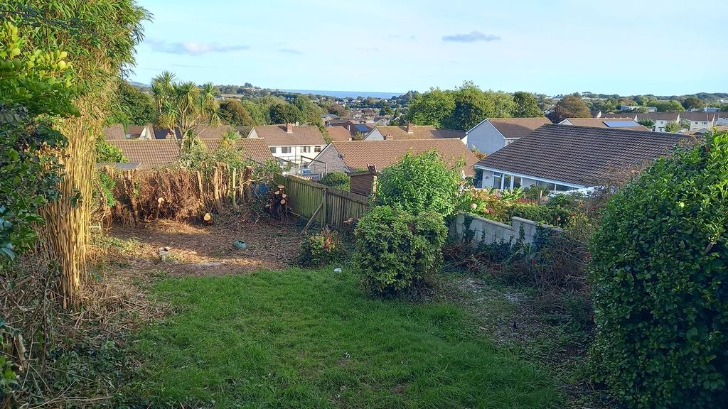 Property photo 2 of 14
