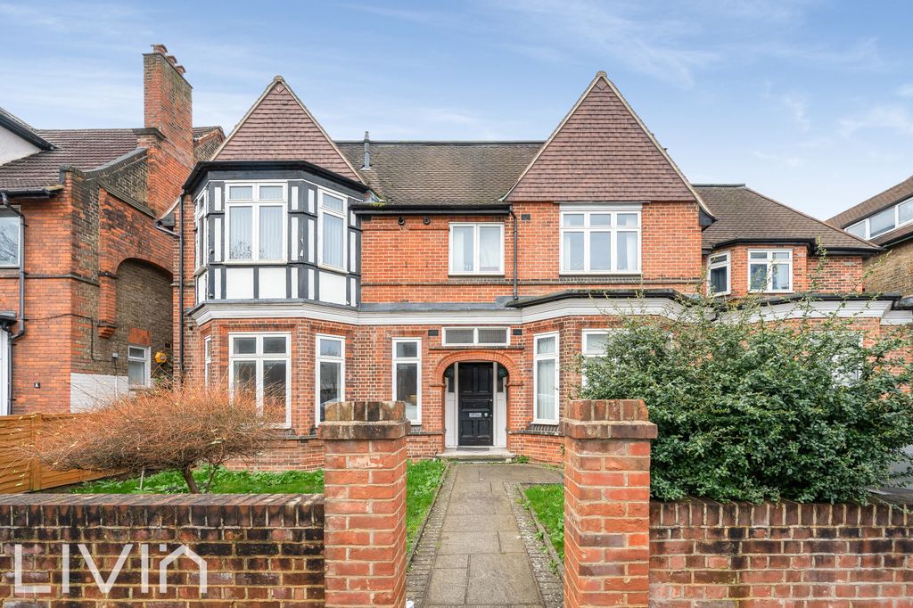 Property photo 1 of 9 Chatsworth Road,53,6 -23