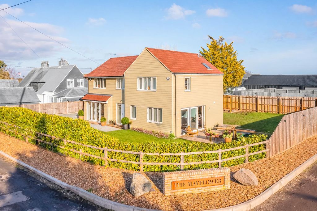 Property photo 1 of 21