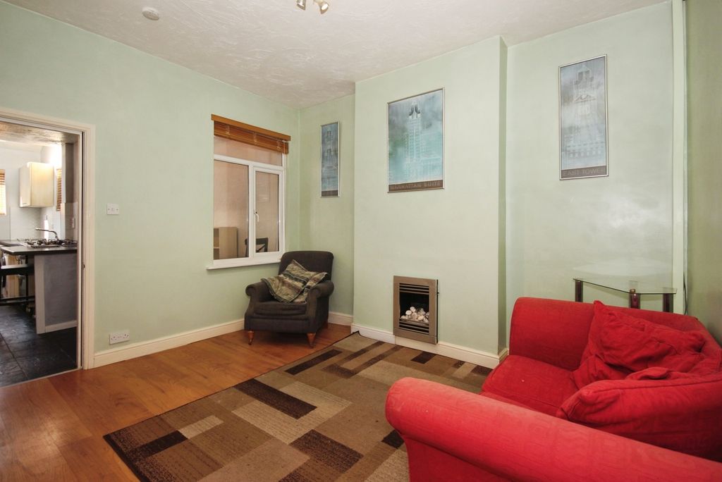 Property photo 2 of 15 Second Reception