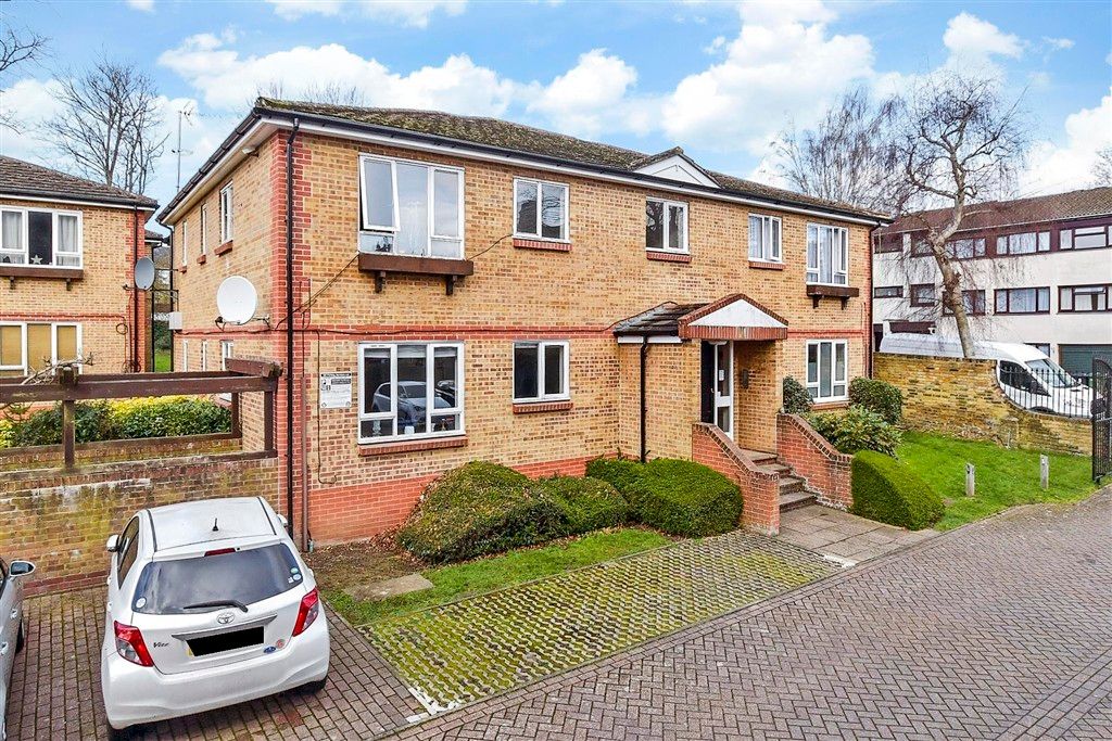 Property photo 2 of 10 Front Web