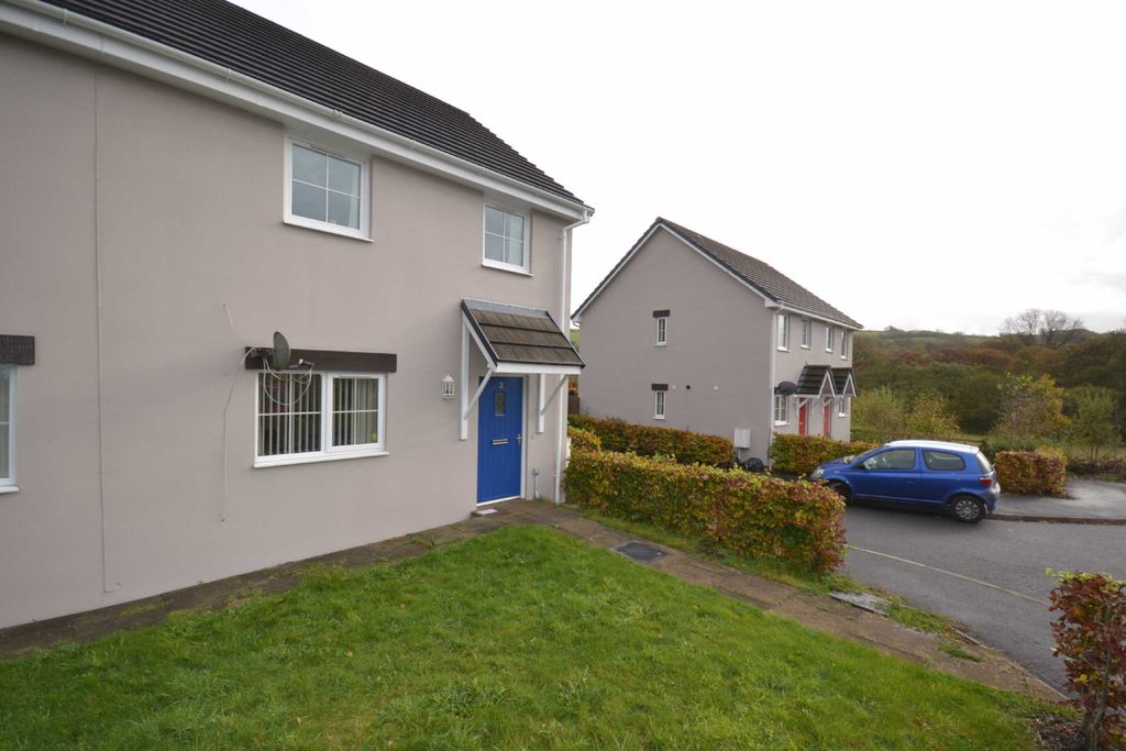 Property photo 1 of 2