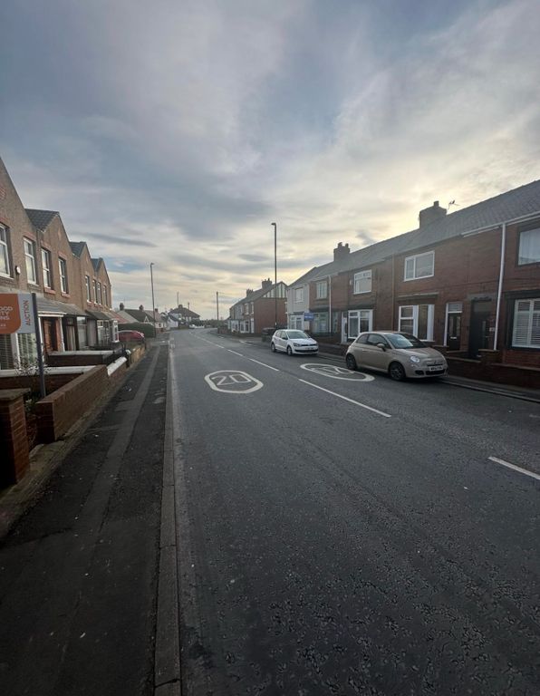 Property photo 3 of 13