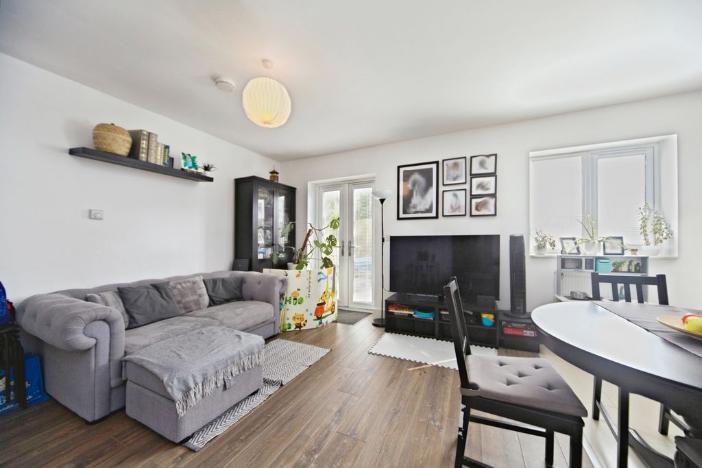 Property photo 1 of 17 Photo