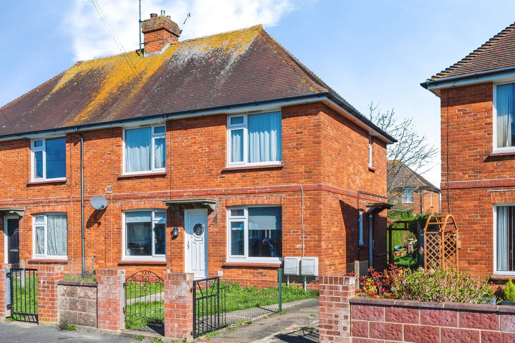 Property photo 1 of 15