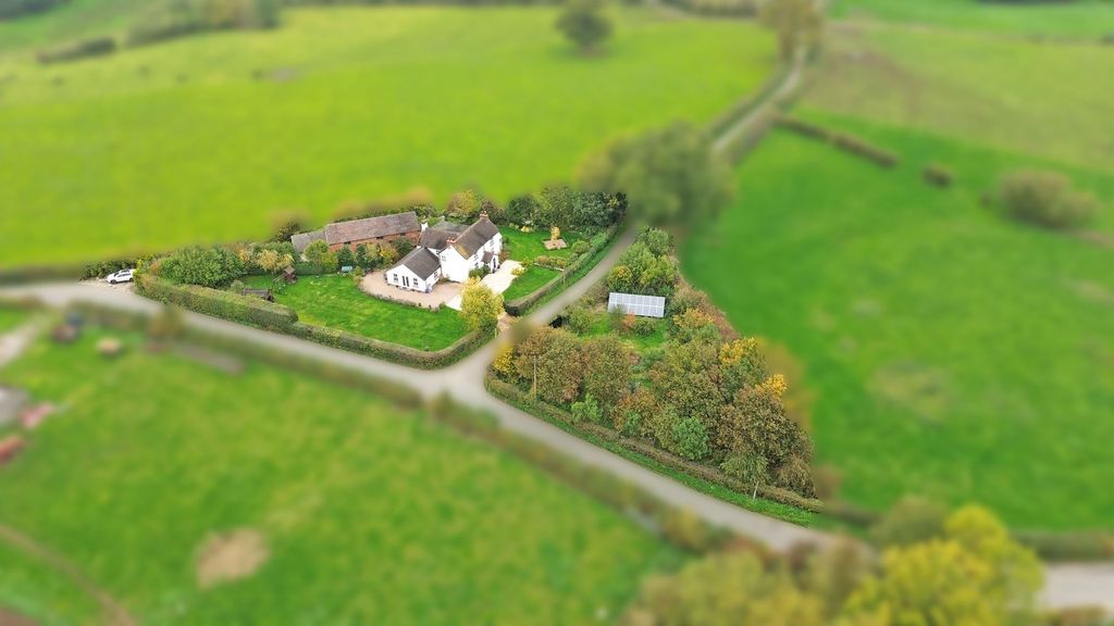 Property photo 3 of 58