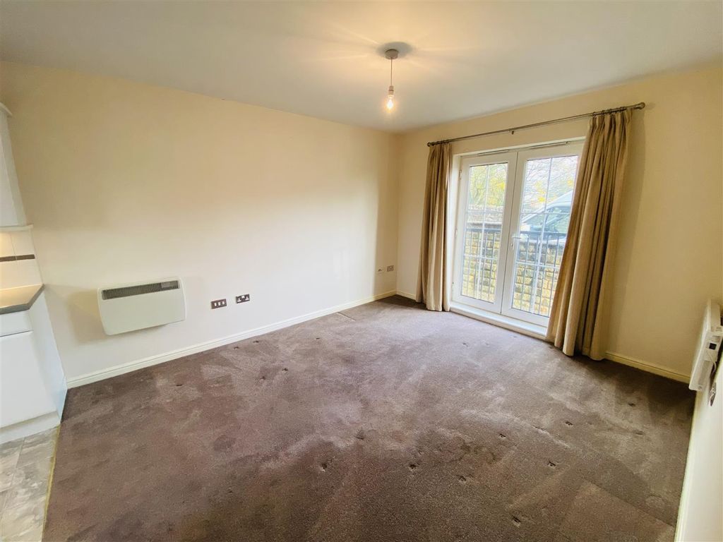 Property photo 3 of 9 2Agincourt1.Jpg