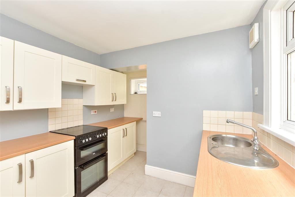Property photo 3 of 14 Kitchen