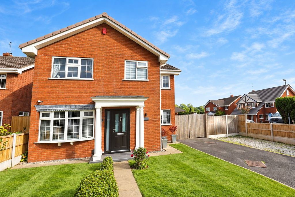 Property photo 1 of 36
