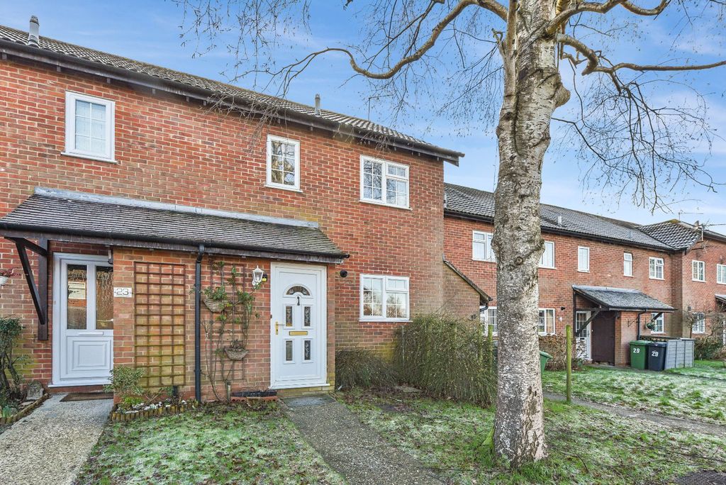 3 bed terraced house for sale Liphook