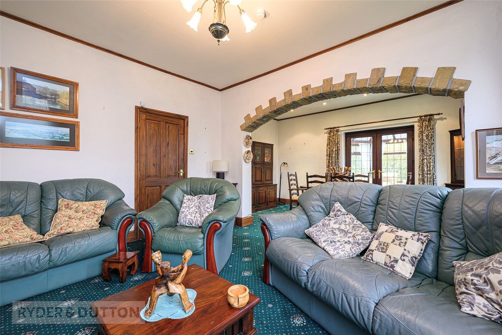 Property photo 3 of 22 Living Room