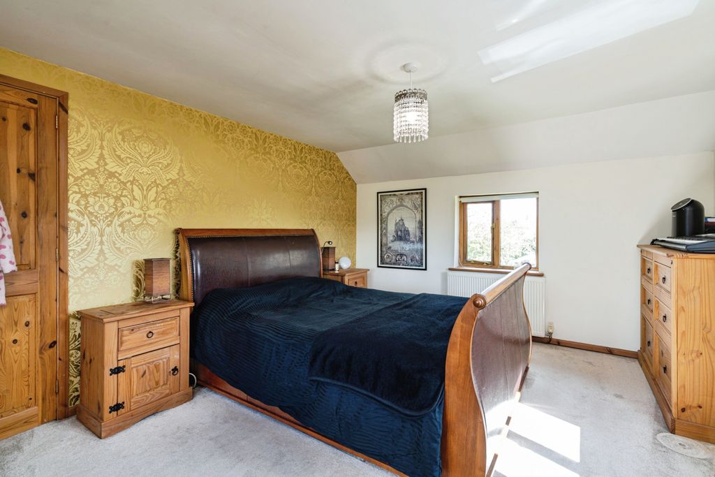 Additional image 14 of 3 bed semi-detached house for saleQueensway, Bungay NR35