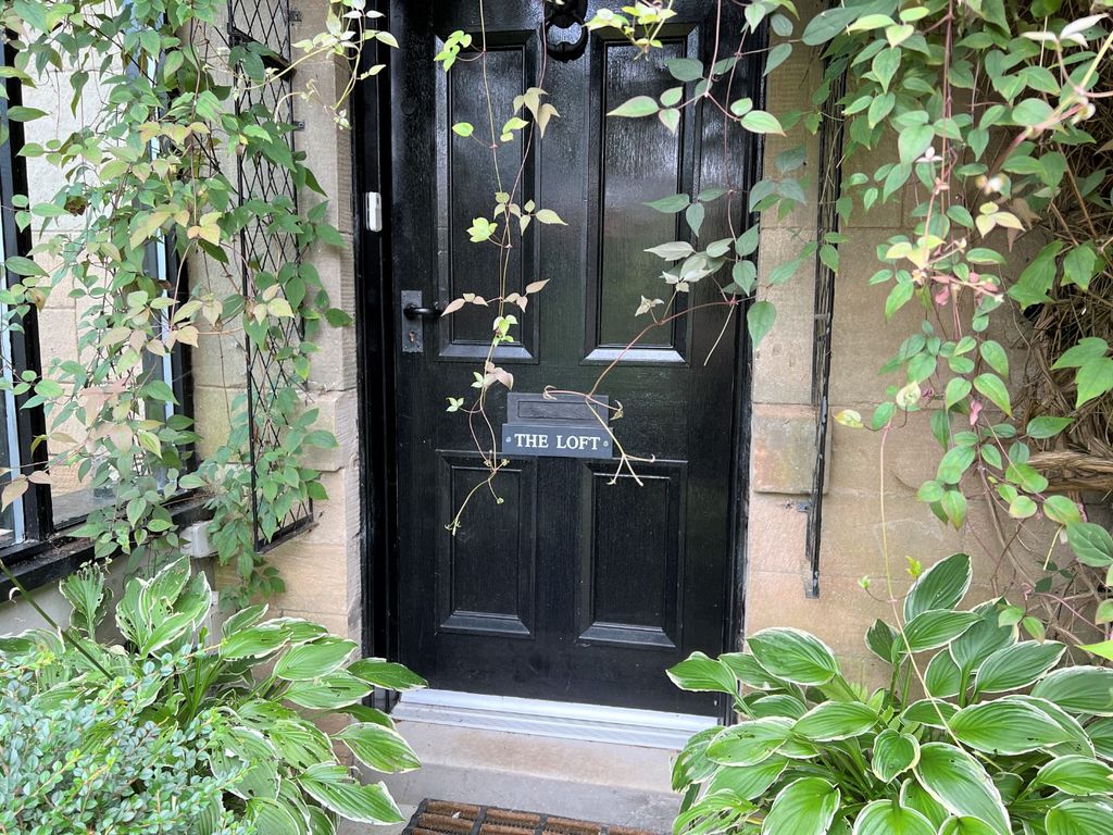 Property photo 3 of 25