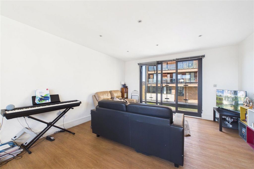 Property photo 3 of 16 Picture No. 03