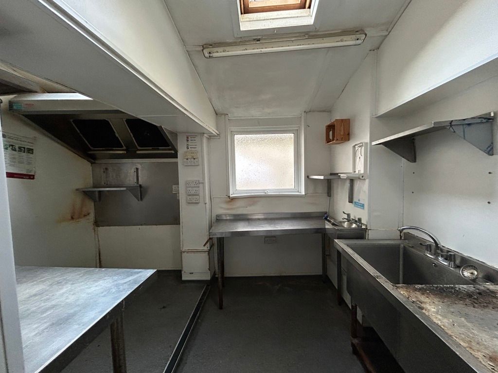 Property photo 3 of 8 Photo 3