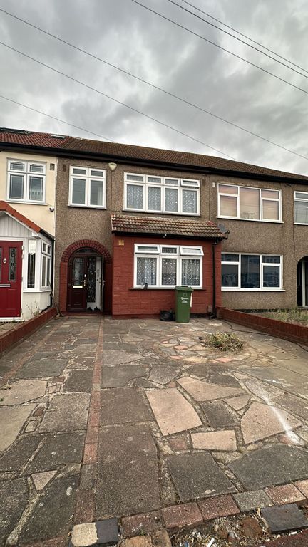 Property photo 1 of 8
