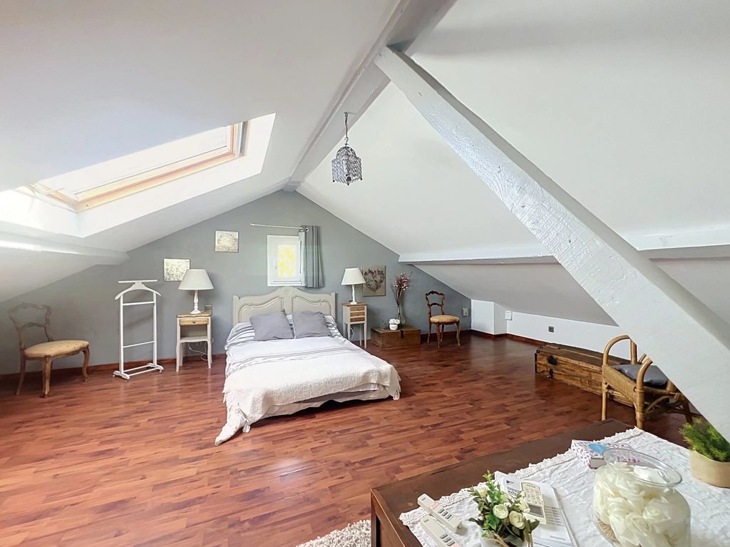 Property photo 2 of 17 F069A3A3E063Db832A0E3416A32828A8_Ab9F3F2A22_2876-Big