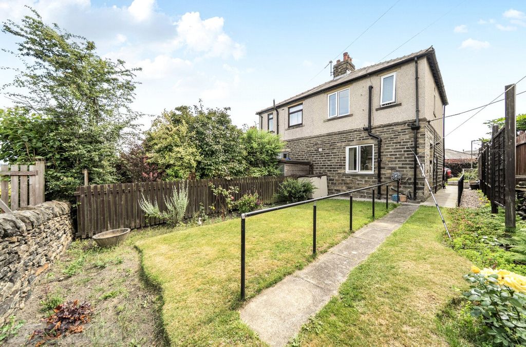 Property photo 2 of 19 Picture No. 20