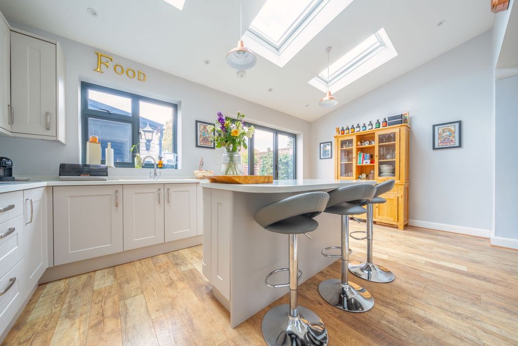 Property photo 2 of 15