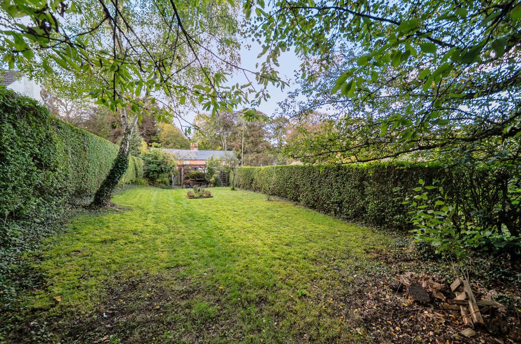 Property photo 2 of 14 1525780-10-1A0F84...