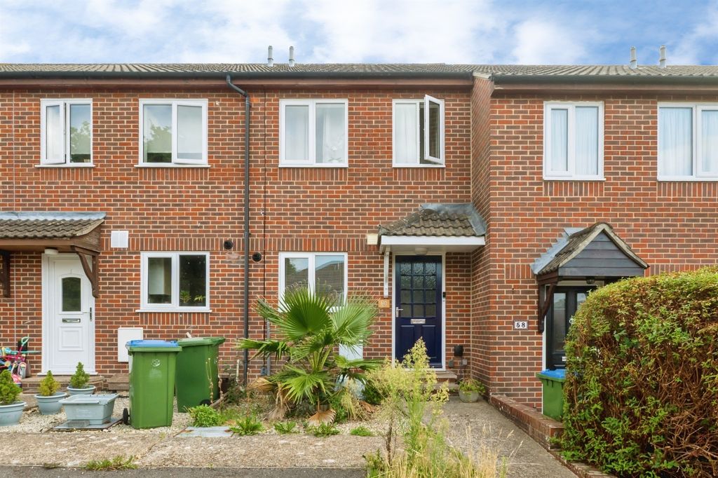 Property photo 1 of 16