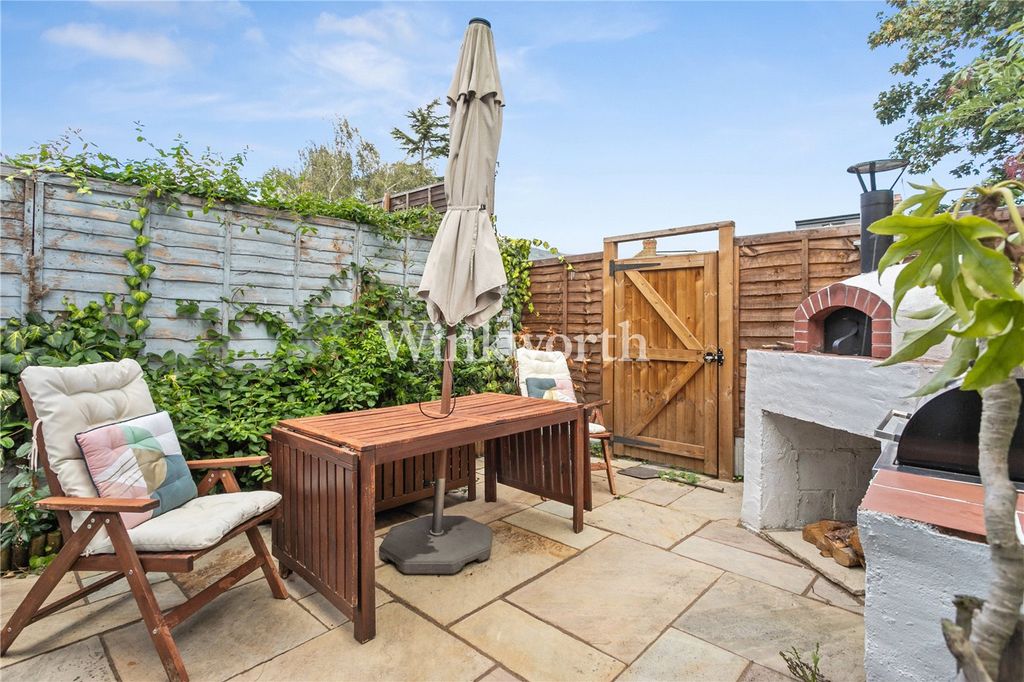 Property photo 3 of 20 Picture No. 03