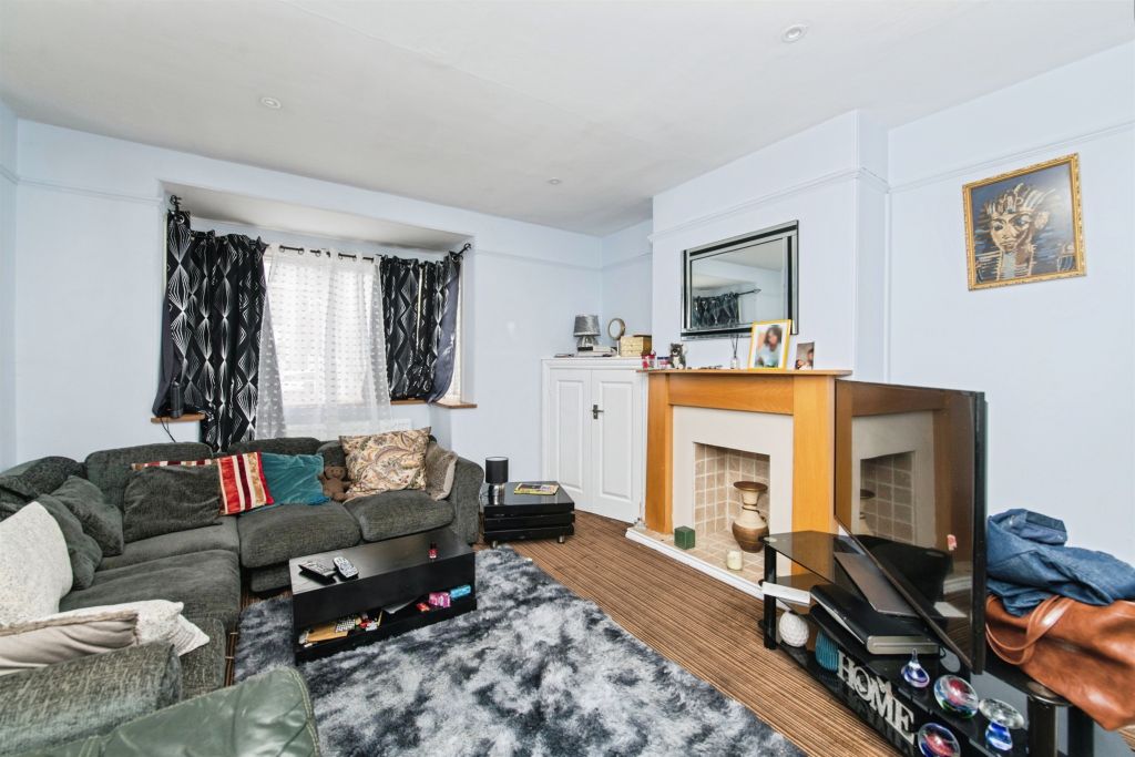 Property photo 2 of 14