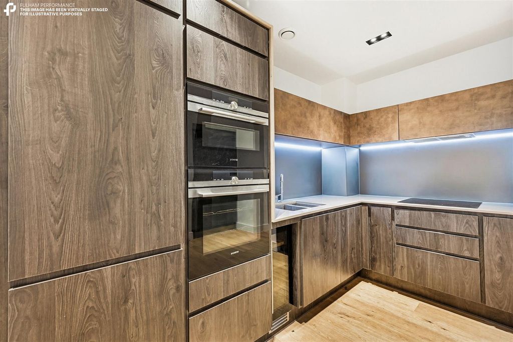 Property photo 2 of 28