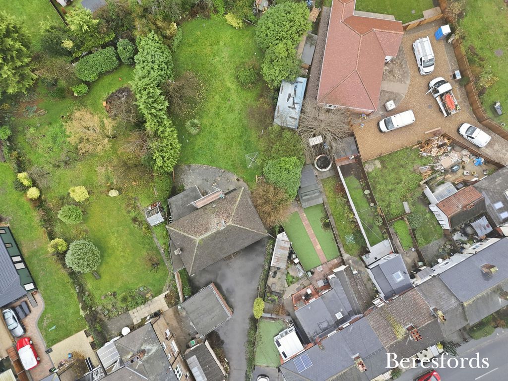 Property photo 3 of 17 Picture No. 04