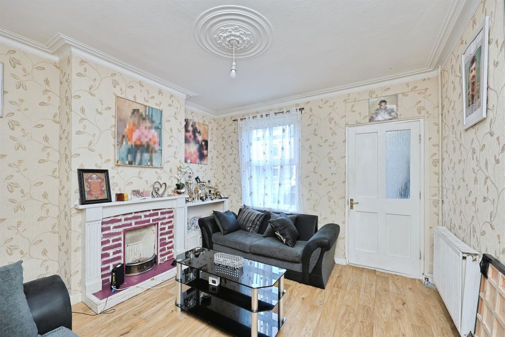 Property photo 2 of 14