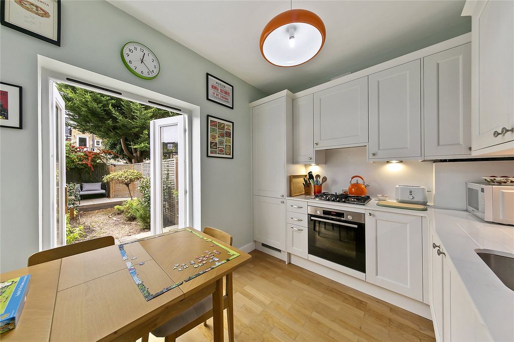 Property photo 3 of 10 Picture No. 08