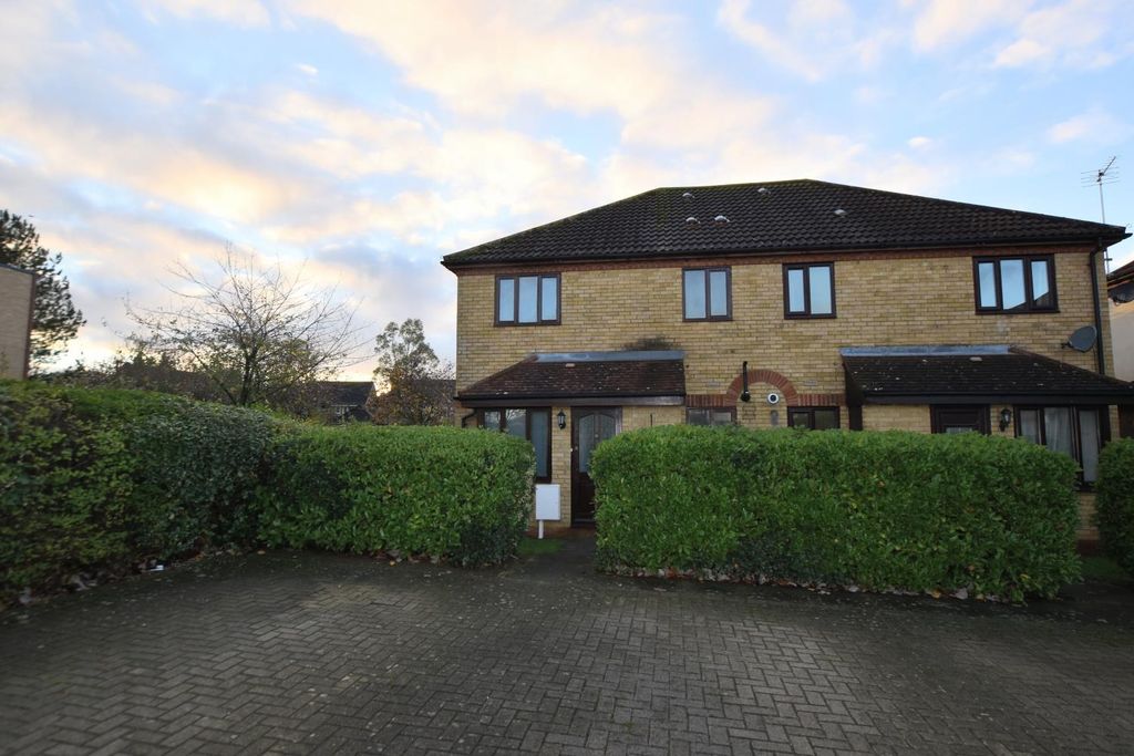 Property photo 1 of 9