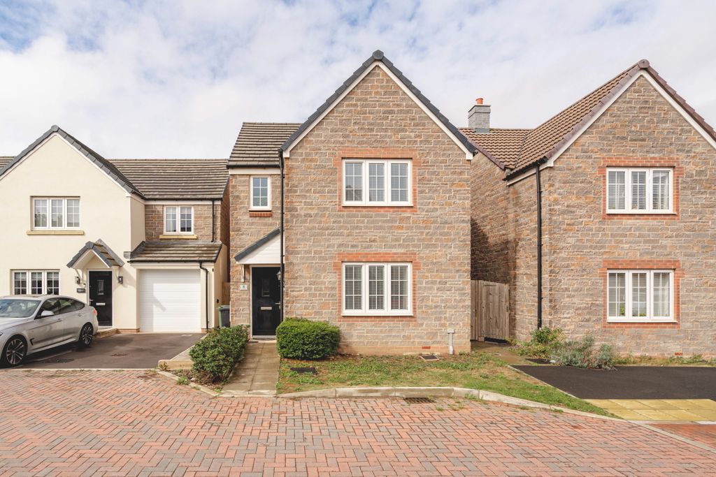 Property photo 1 of 21 1
