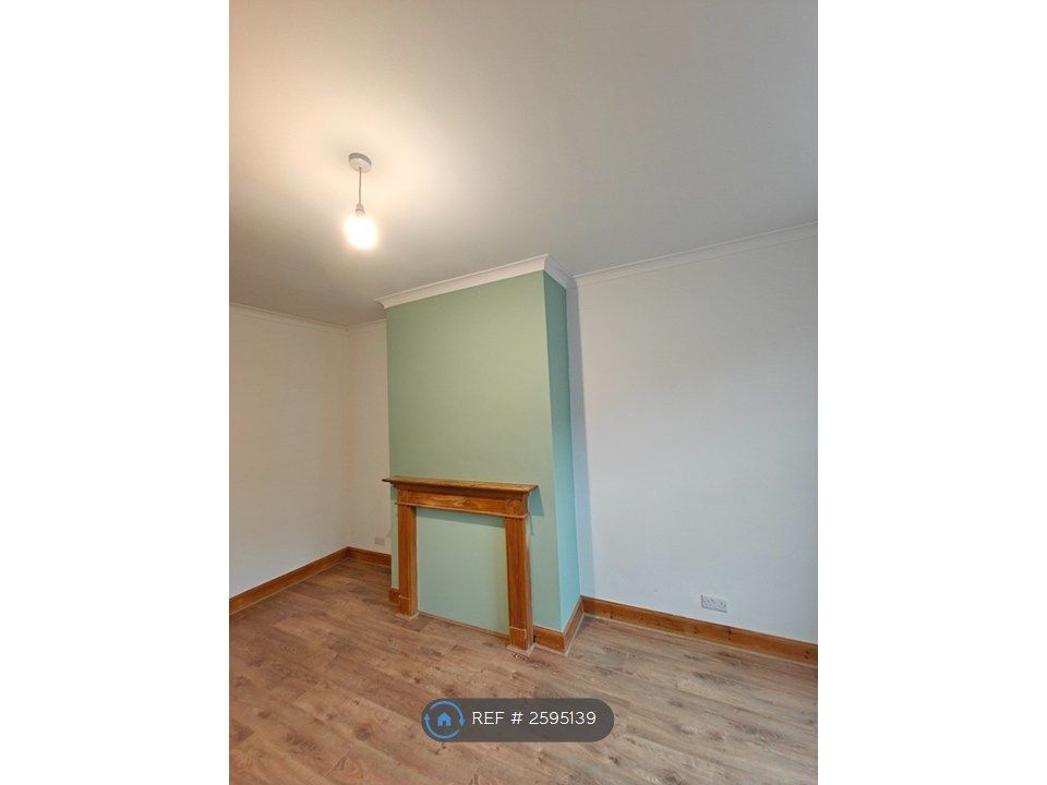 Property photo 3 of 24