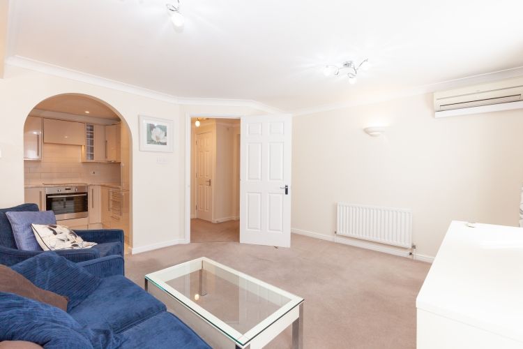 Property photo 3 of 8 200659
