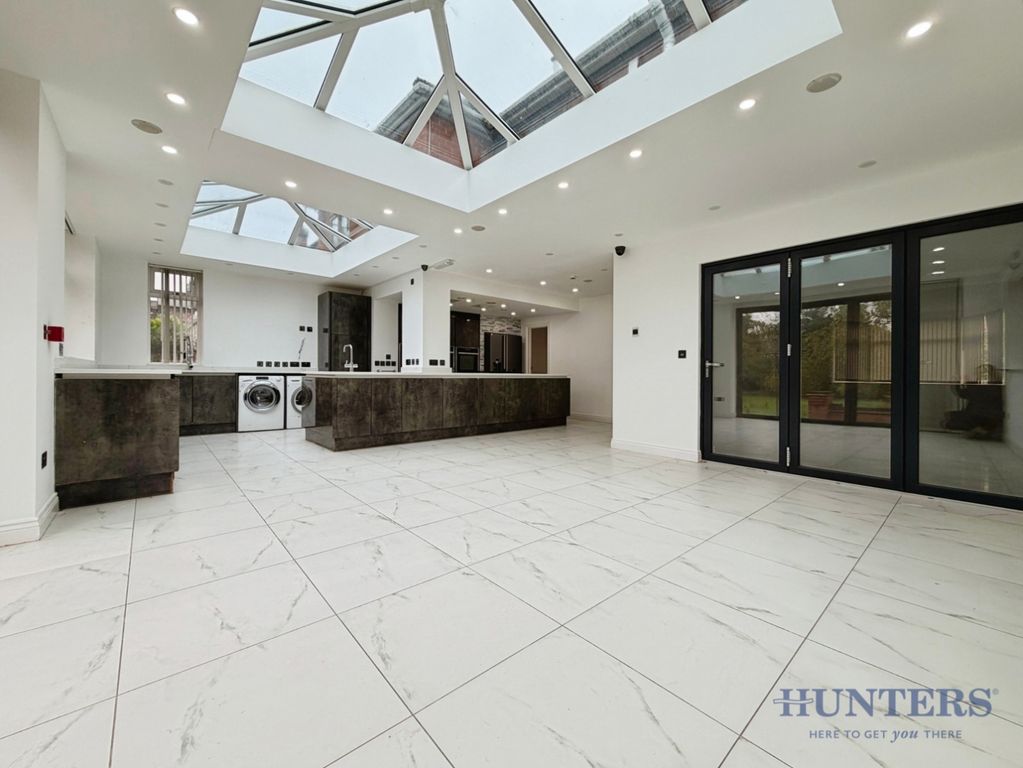 Property photo 2 of 23 Pbox-Img.Jpg