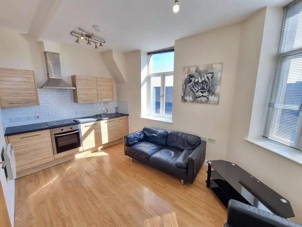 Property photo 1 of 4 Kitchen Angle